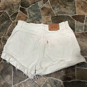 Levi’s 550 white cut off sorts size 13